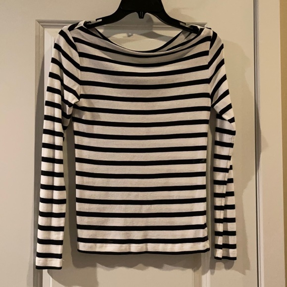 GAP Stripe ‘The Modern Tee’ - Picture 1 of 4